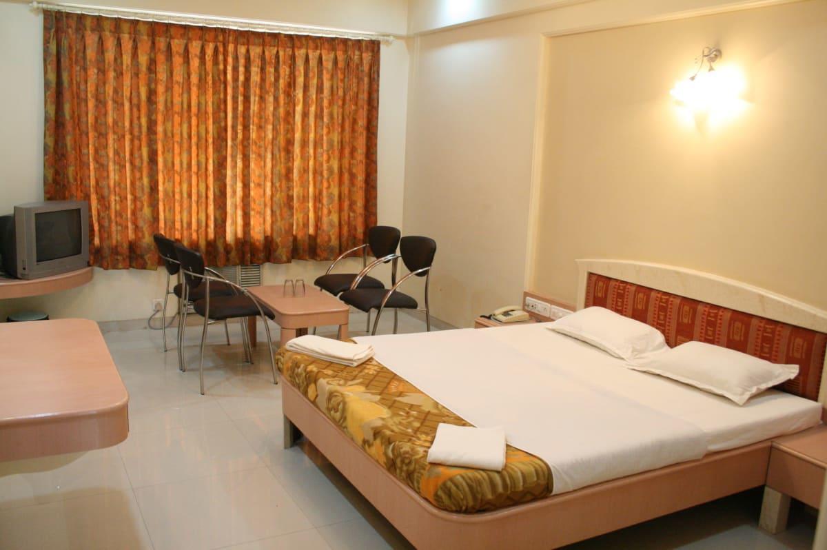 Hotel Sai International Peth  Zewnętrze zdjęcie