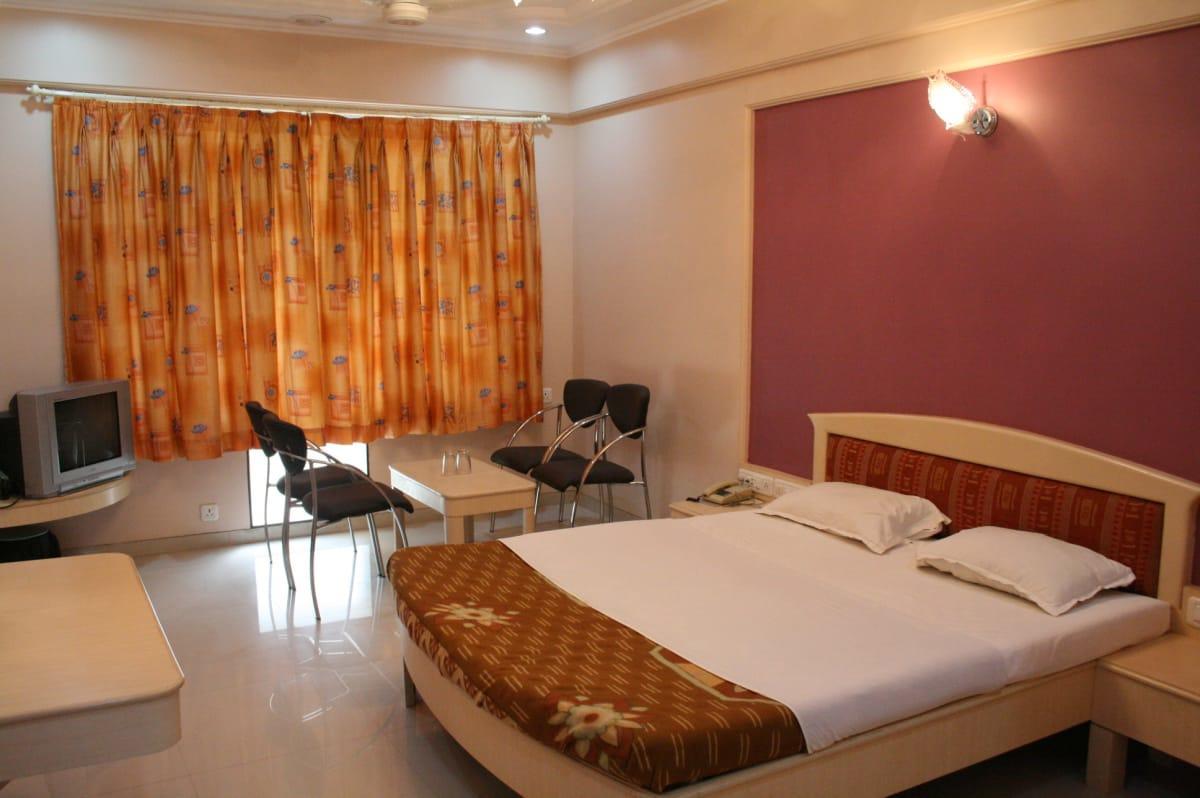 Hotel Sai International Peth  Zewnętrze zdjęcie